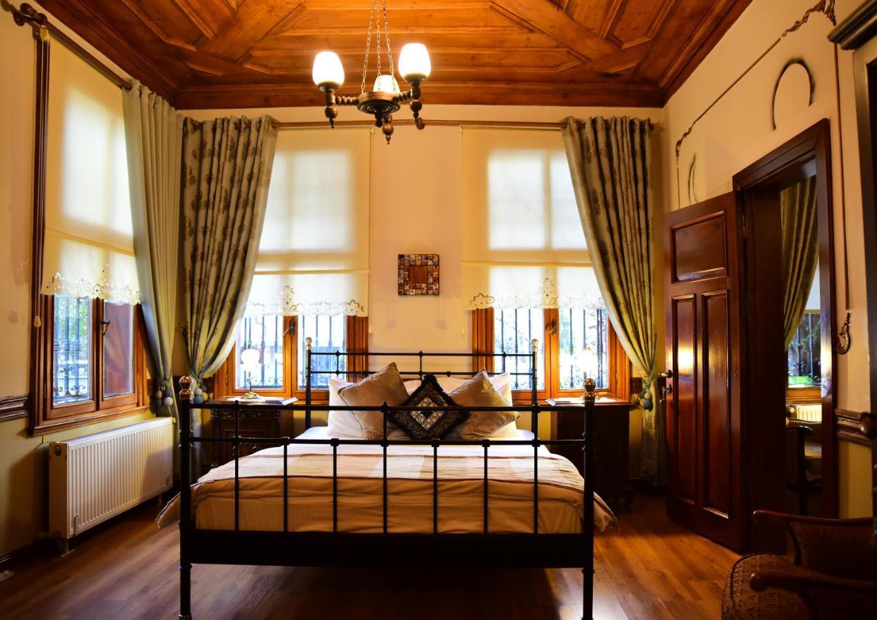 ออตโตมัน สวีทส์ บาย เซรา เฮาส์ Bed & Breakfast อิสตันบูล ภายนอก รูปภาพ